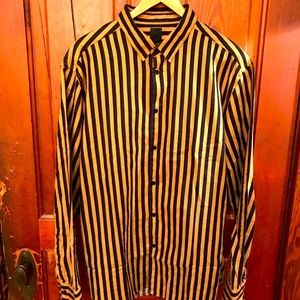 H&M Men’s Long Sleeve Regular Fit Button Down Shirt